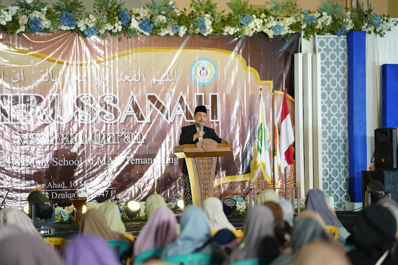 AKHIRUSSANAH ASRAMA MAMBA’UL QUR’AN Islamic Boarding School MAN Temanggung Tahun 2026